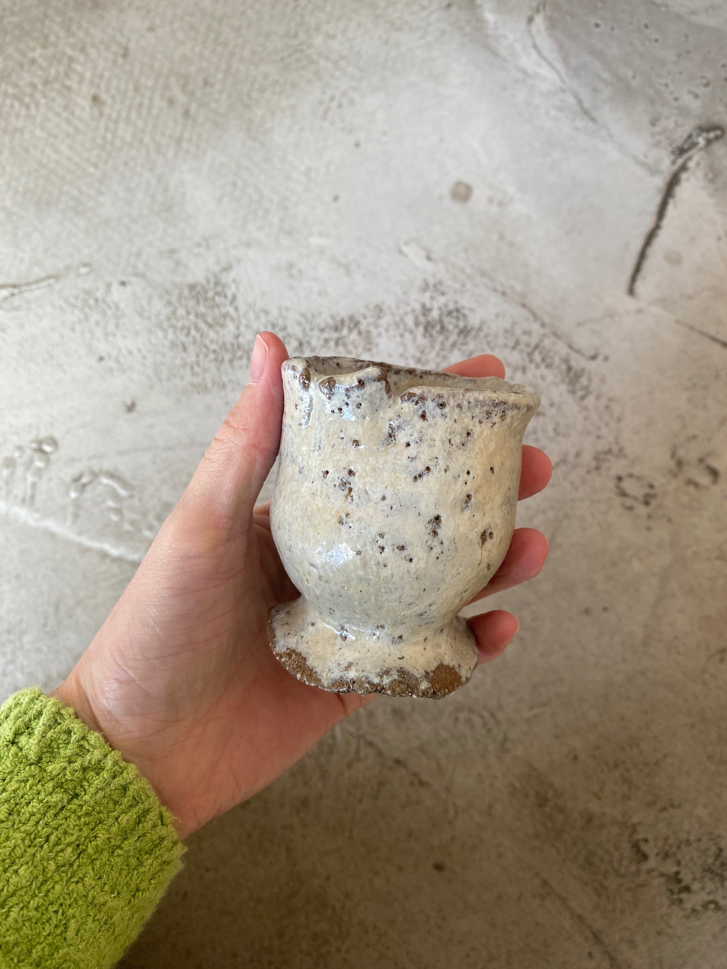 Small Cup 82