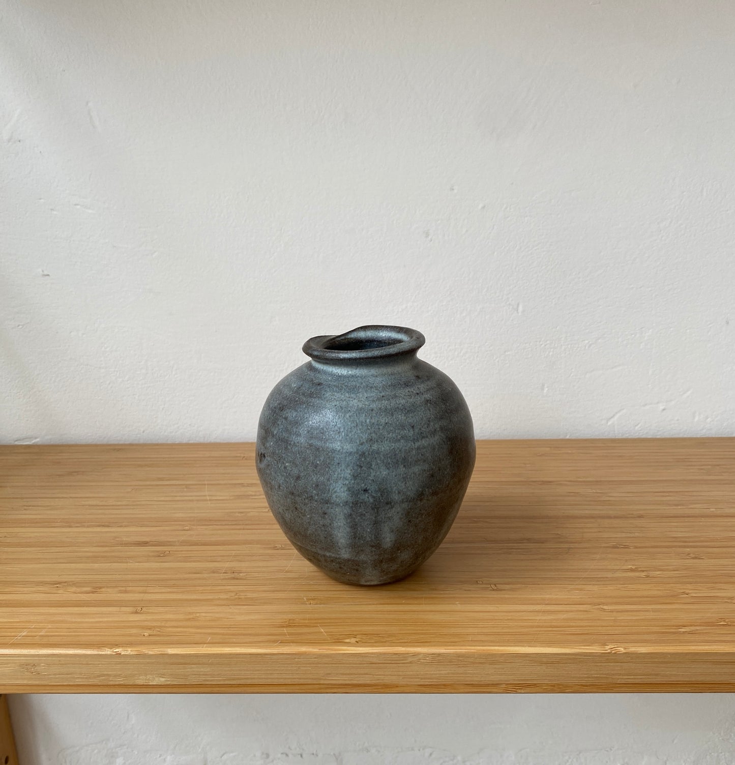 Round Vase