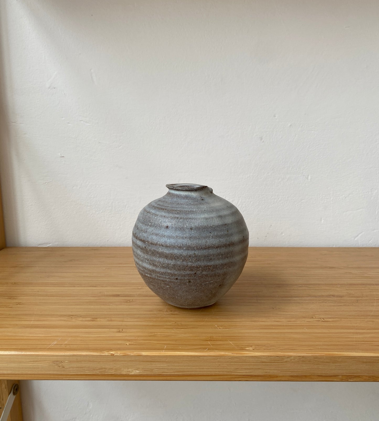 Round Vase