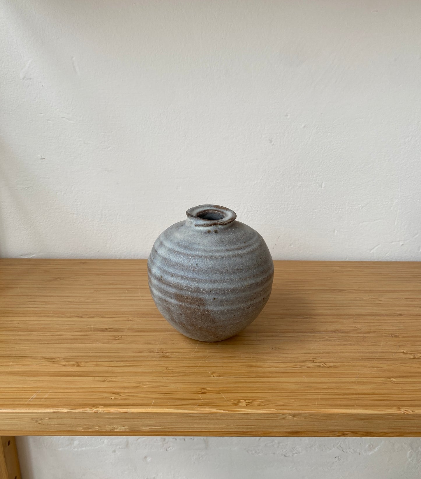 Round Vase