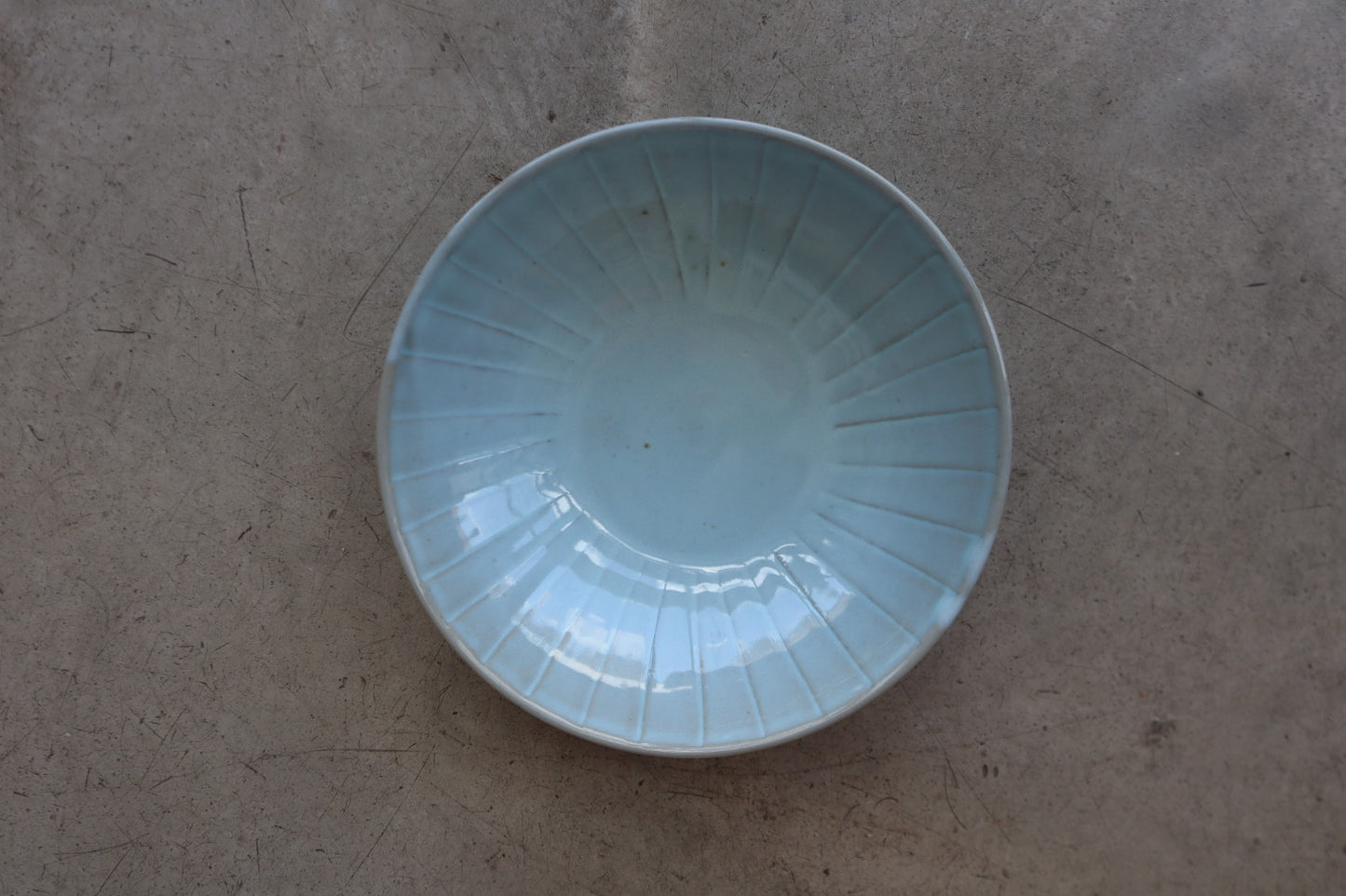 Faceted Serving Bowl