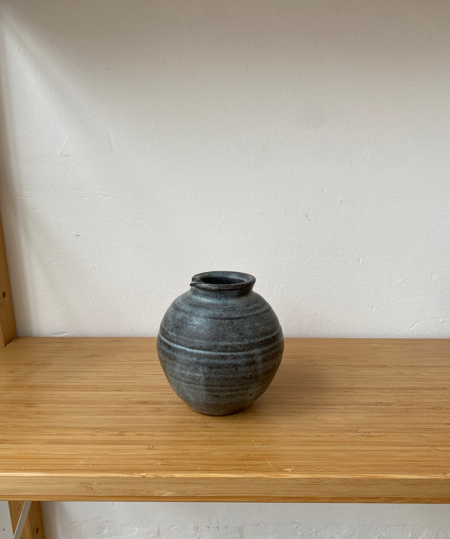 Round Vase
