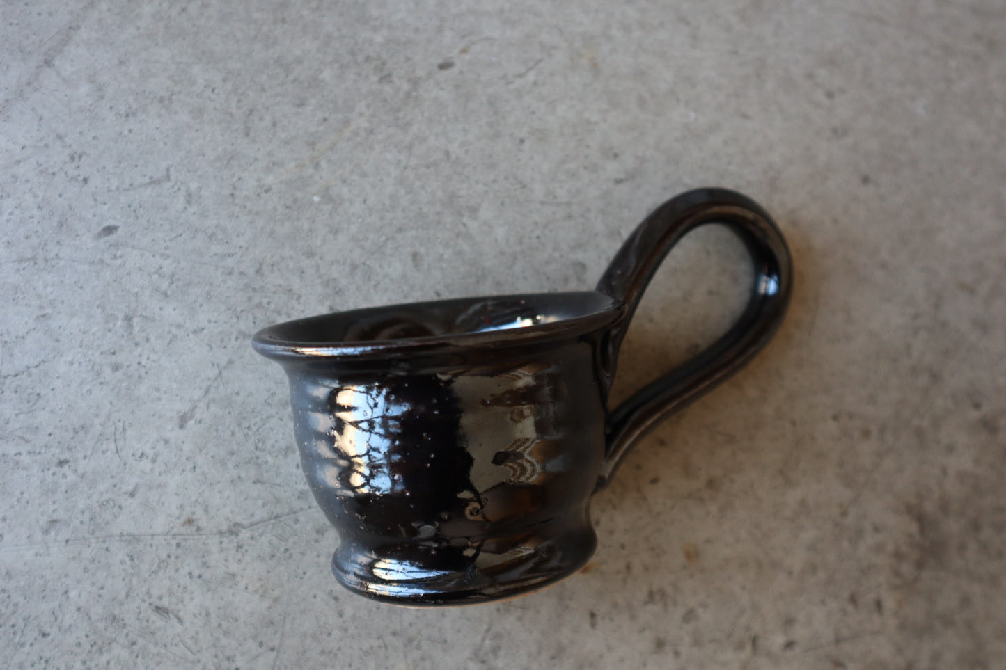 Loop handled mug