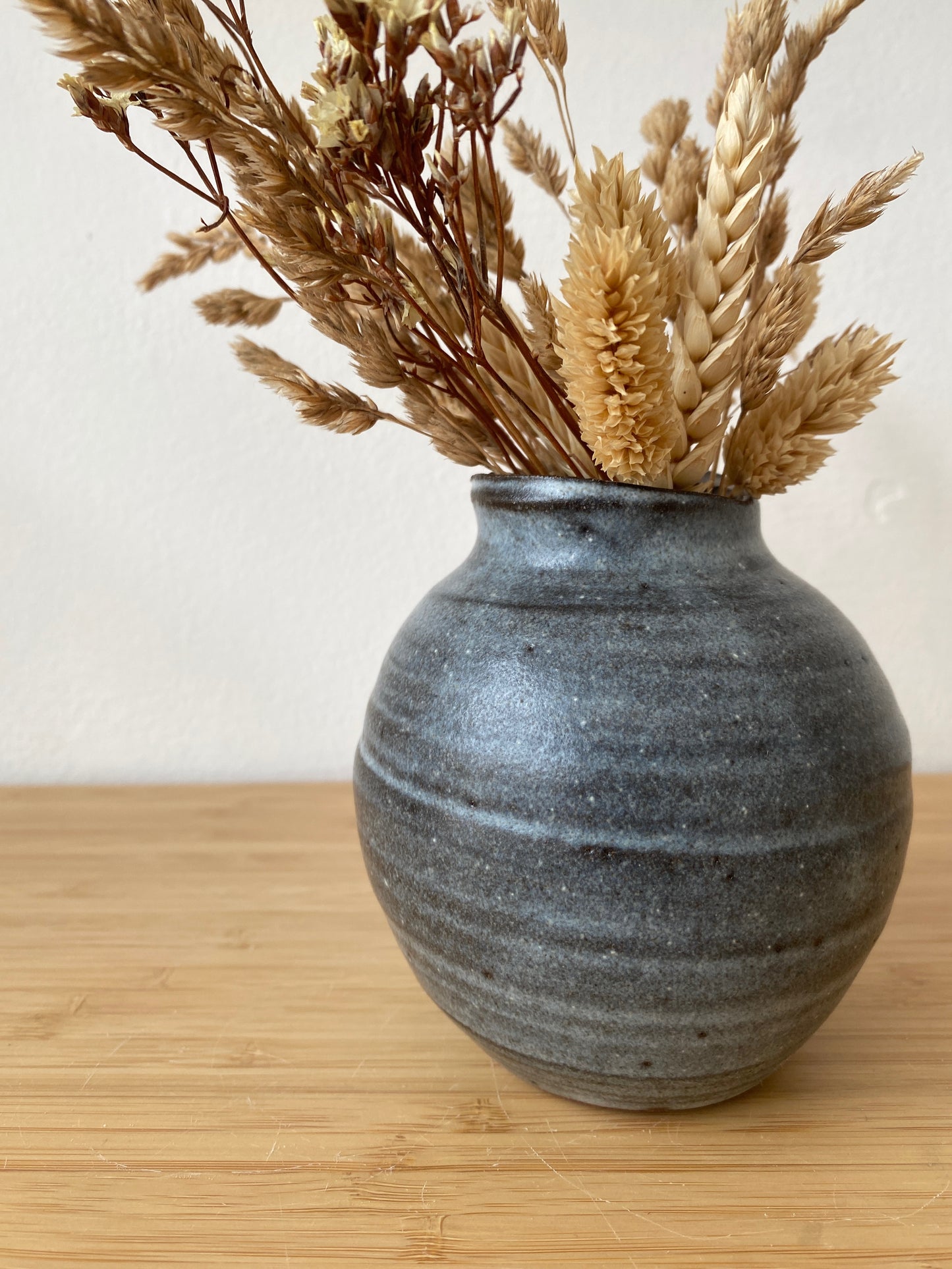 Round Vase