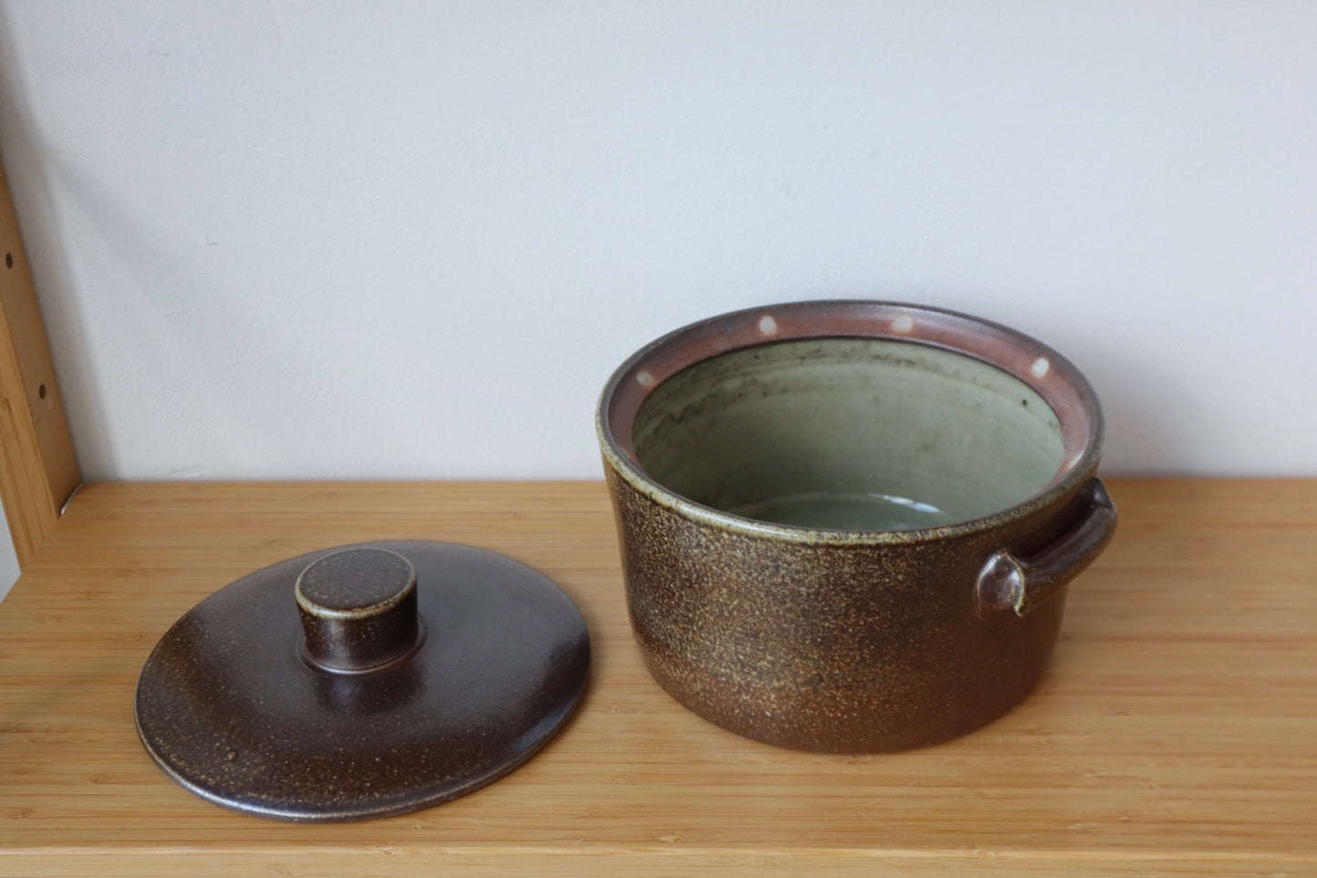 Salt Fired Lidded Casserole Pot