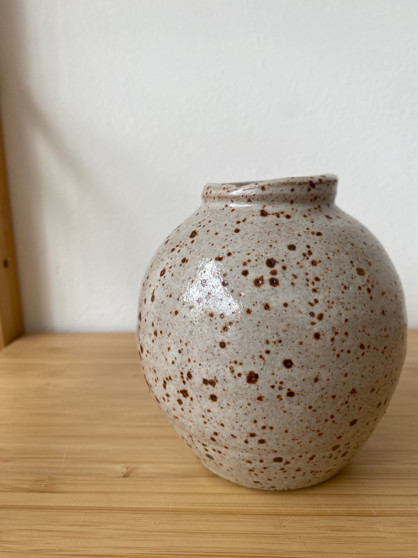 Round Vase