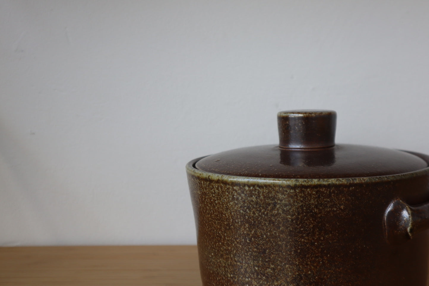 Salt Fired Lidded Casserole Pot