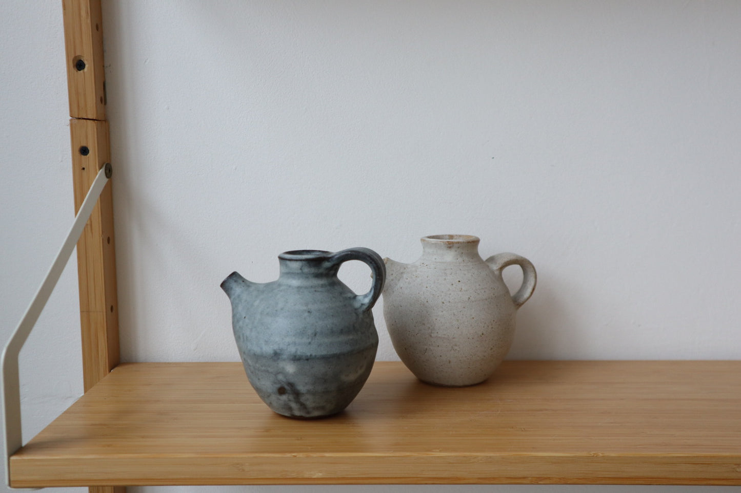 White & Blue Oil Pourers